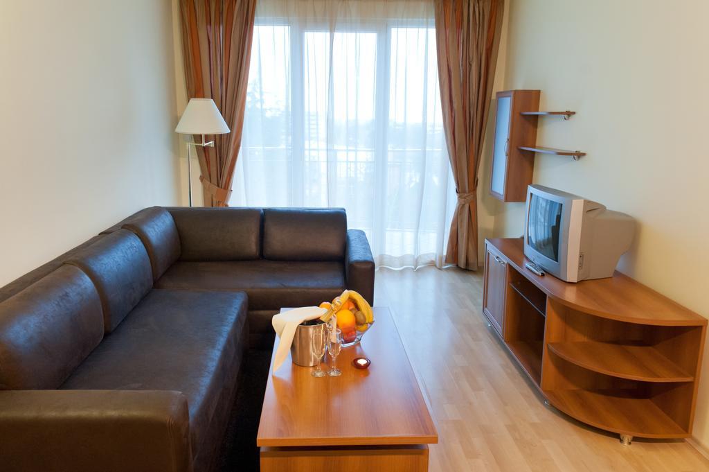 Hotel Astrea Hisarya Habitación foto